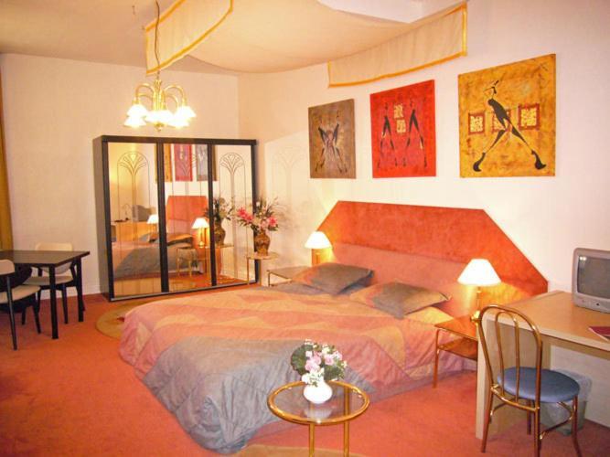 Central Budget Hotel Bonn Habitación foto